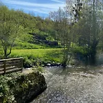 Les Rives Du Lay Elbee